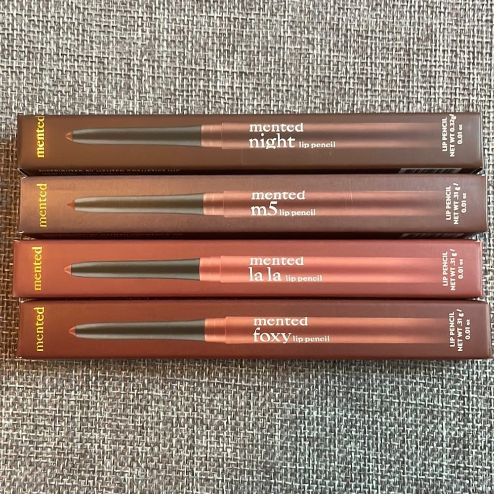 Mented Lip Liner